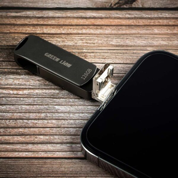 Green-Lion-4-In-1-Pro-Flash-Drive-4-600x600