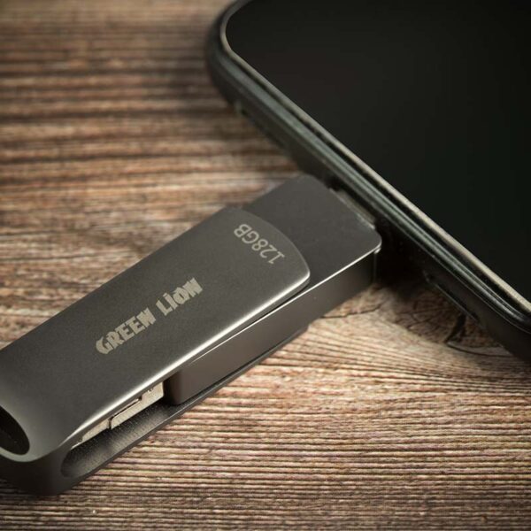 Green-Lion-4-In-1-Pro-Flash-Drive-5-600x600